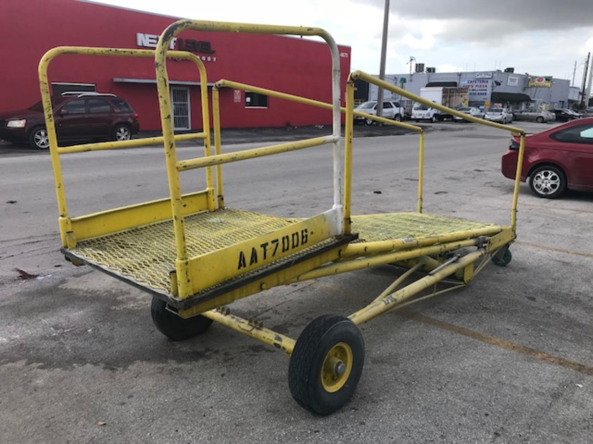N/A Aerostand Portable Aircraft Maintenance Stand