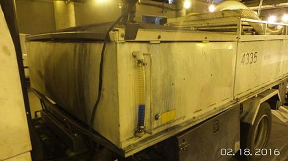 Lavatory Water Tank L60-09