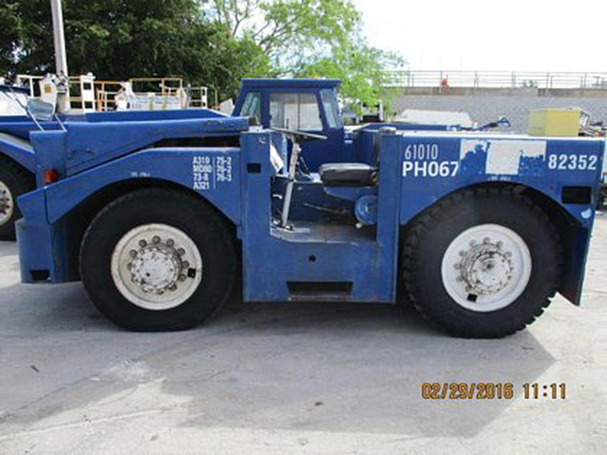 Push Back Tractor Hough-Paymover T-300 SL