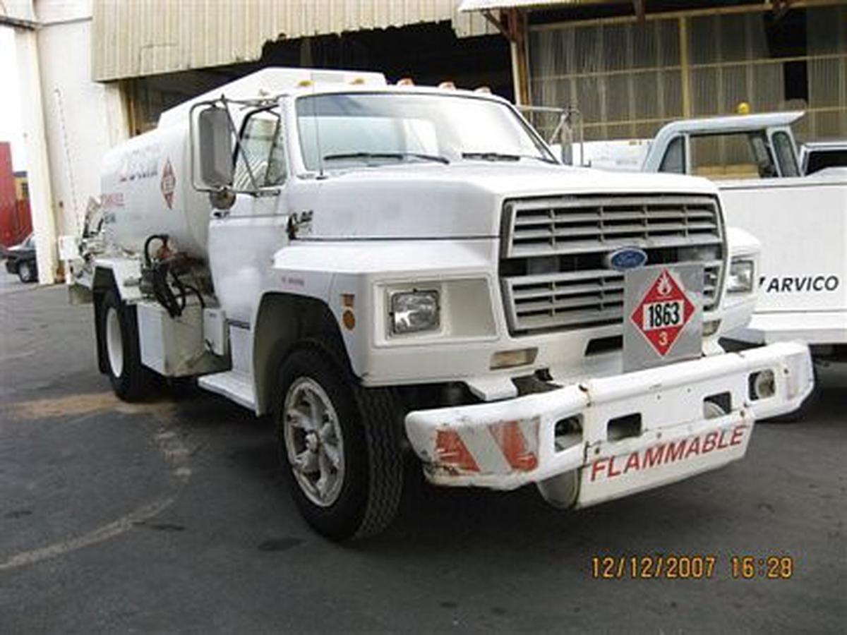 Fuel Truck Ford/Progress Industries Inc./ F-600 Diesel