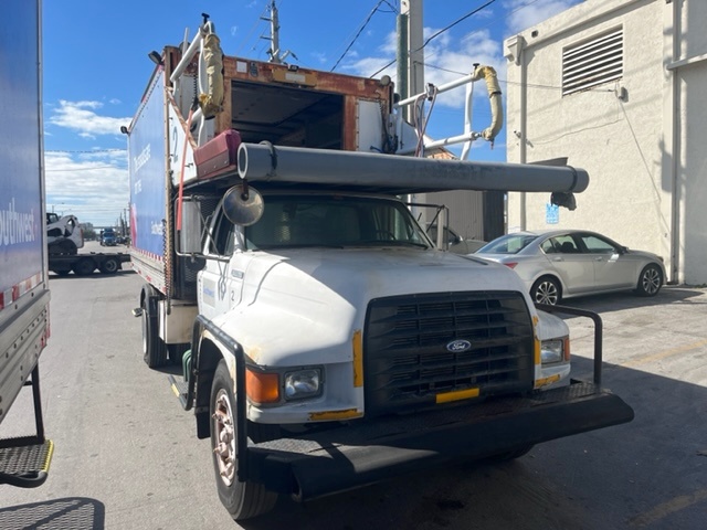 Catering Truck Ford/Hi Way F-800/ CT-14