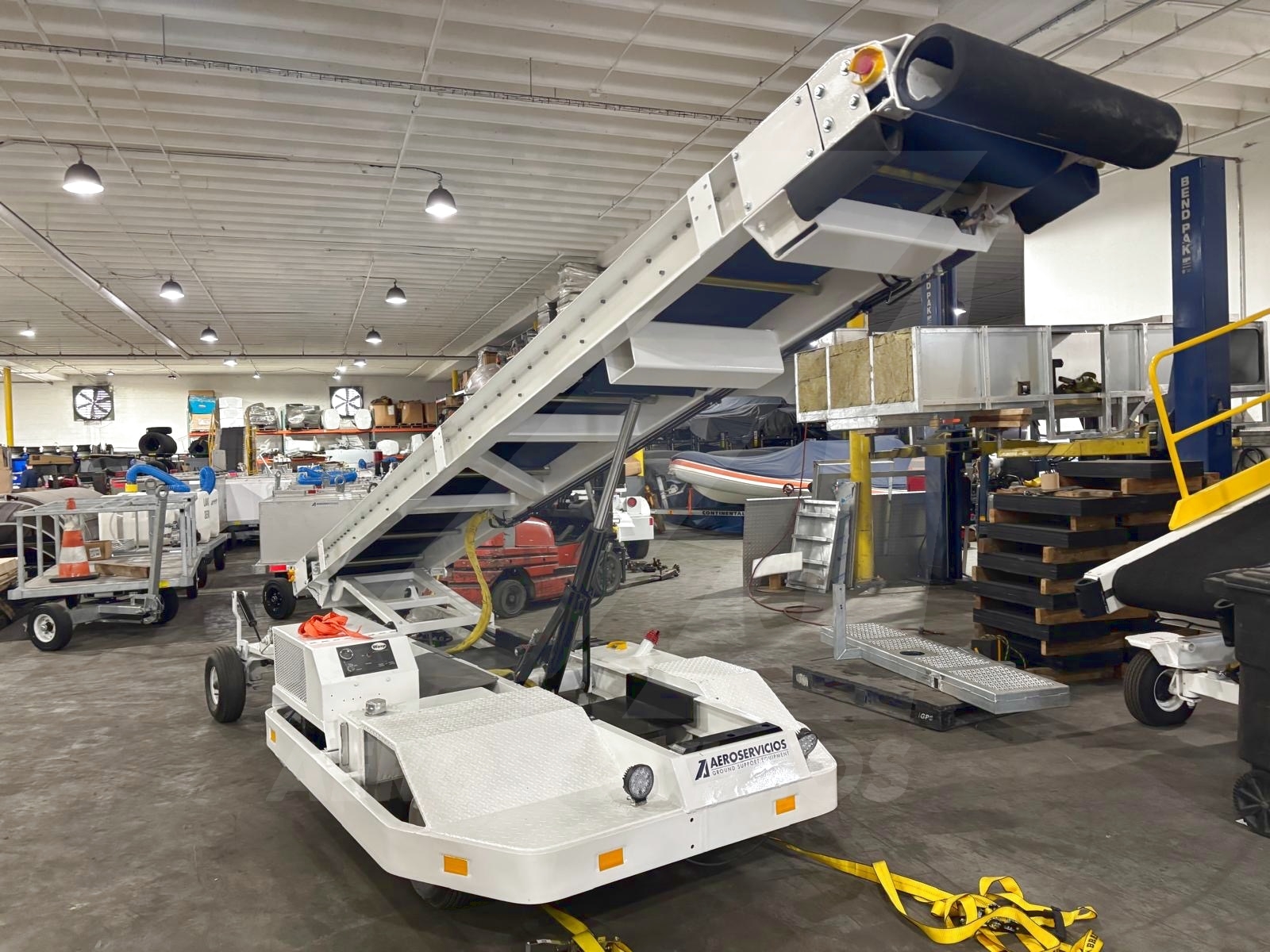 Towable Belt Loader Wasp A01771D-3179