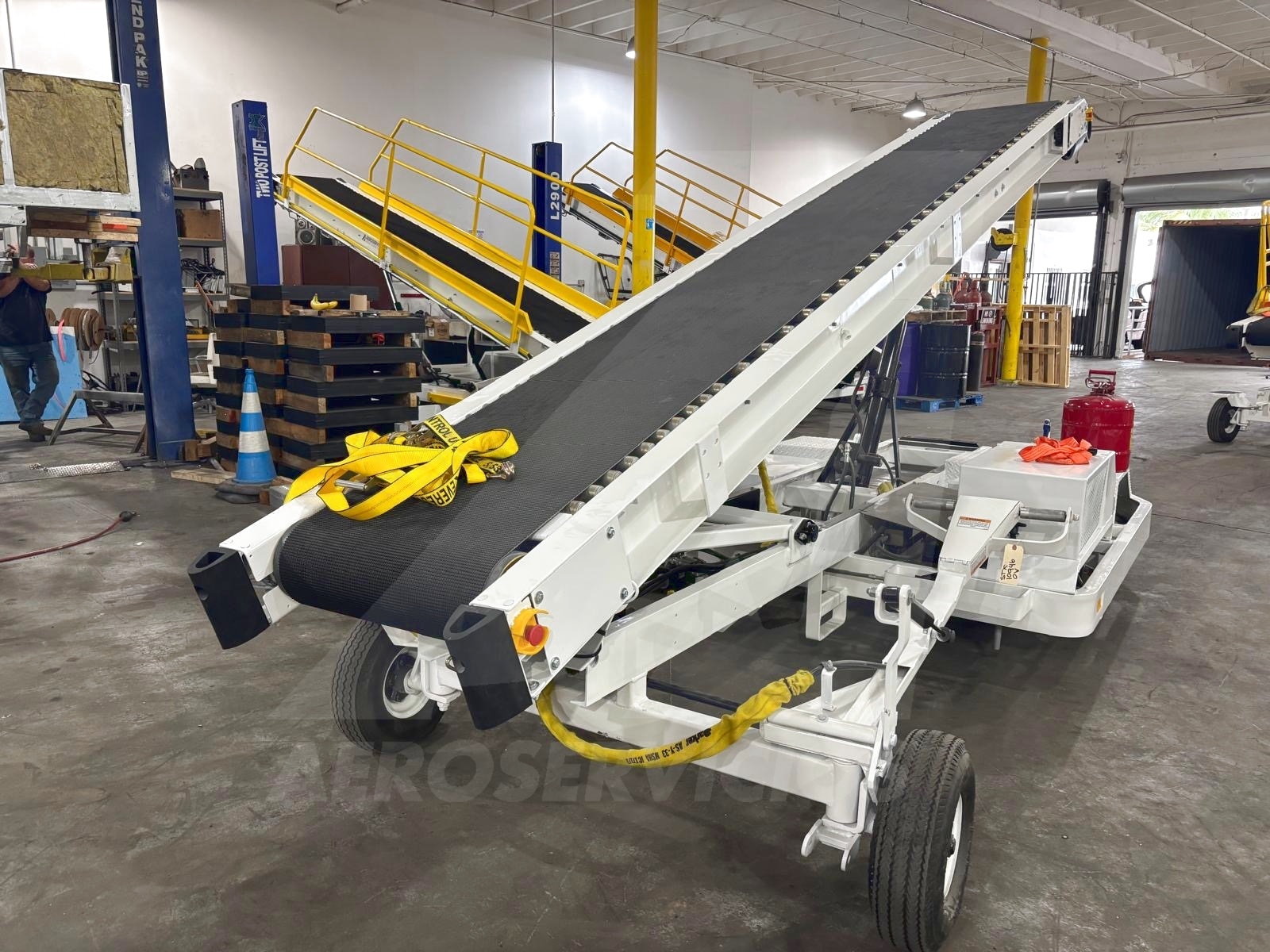 Towable Belt Loader Wasp A01771D-3179