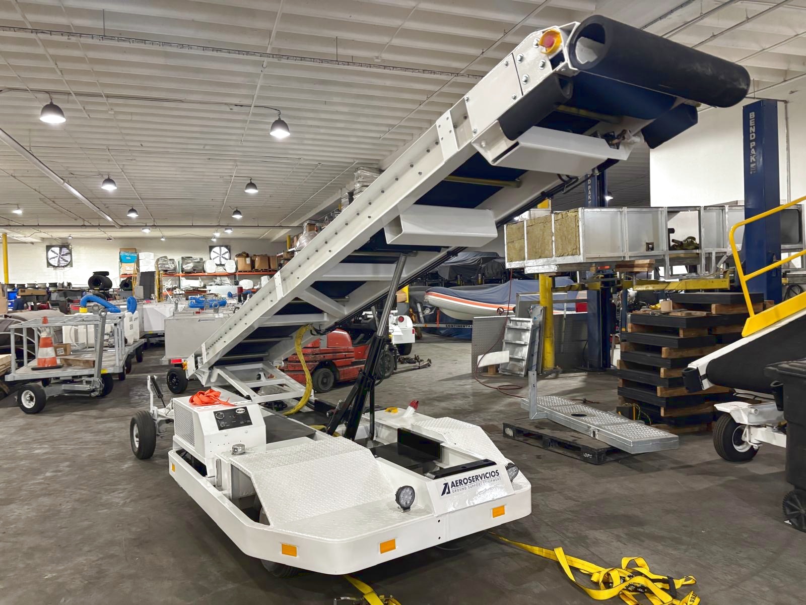 Towable Belt Loader Wasp A01771D-3179