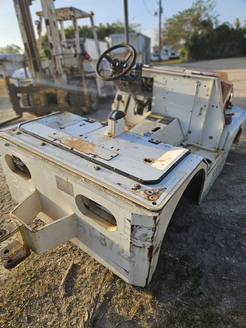 Baggage Tractor Tug  M1A40