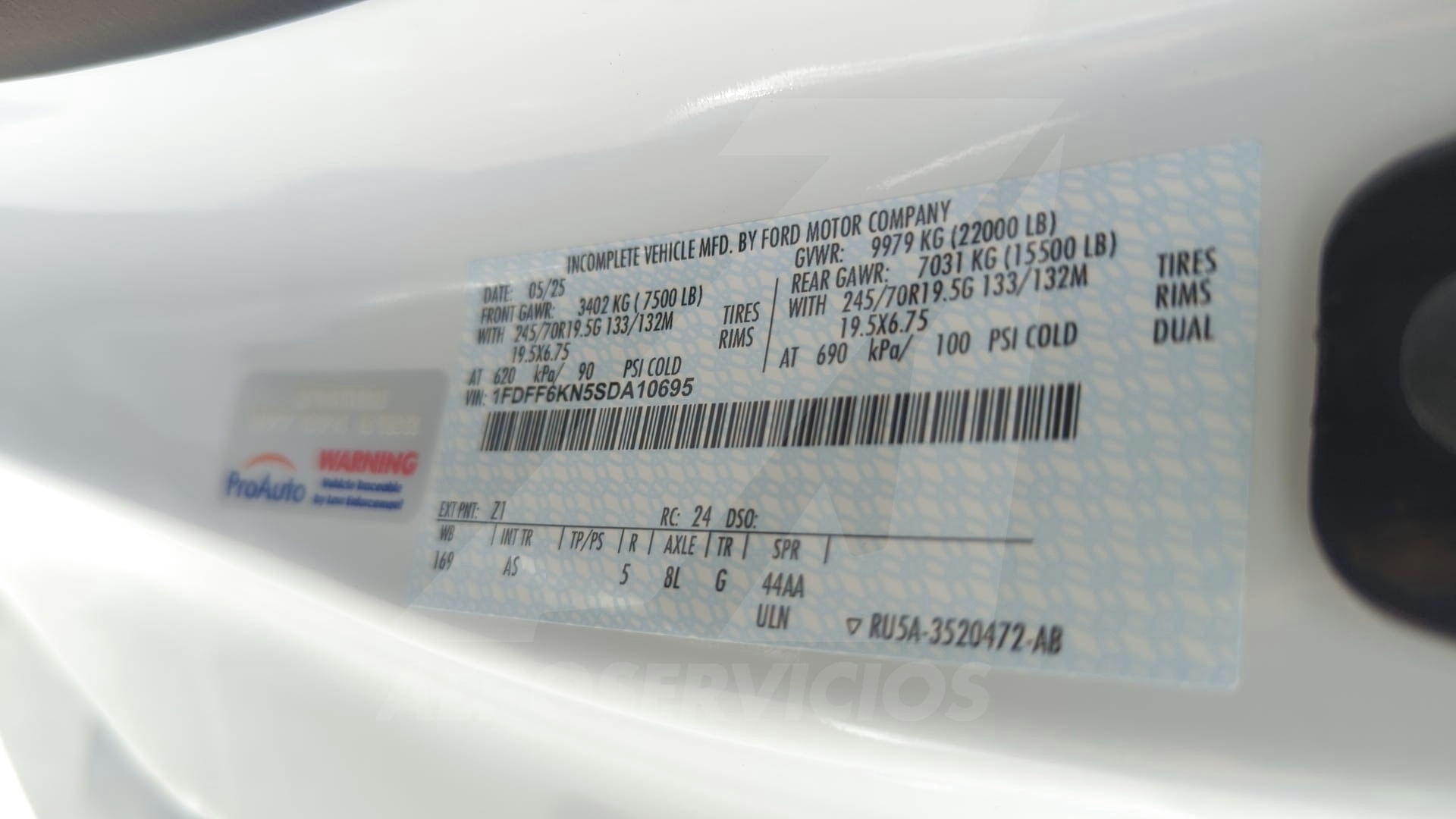 Truck Chassis Ford F-600