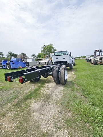 Truck Chassis Ford F-750 2025