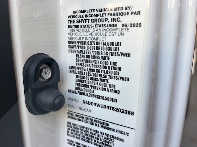 Truck Chassis Isuzu NPR - Gasoline