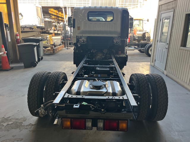 Truck Chassis Isuzu NPR - Gasoline