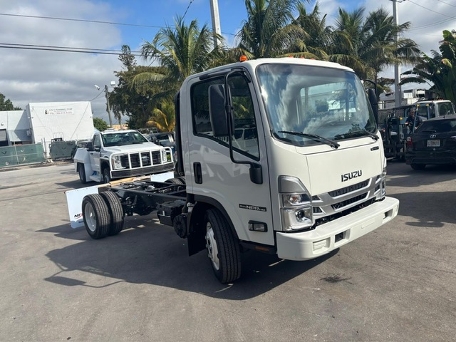 Truck Chassis Isuzu NPR- Gasoline