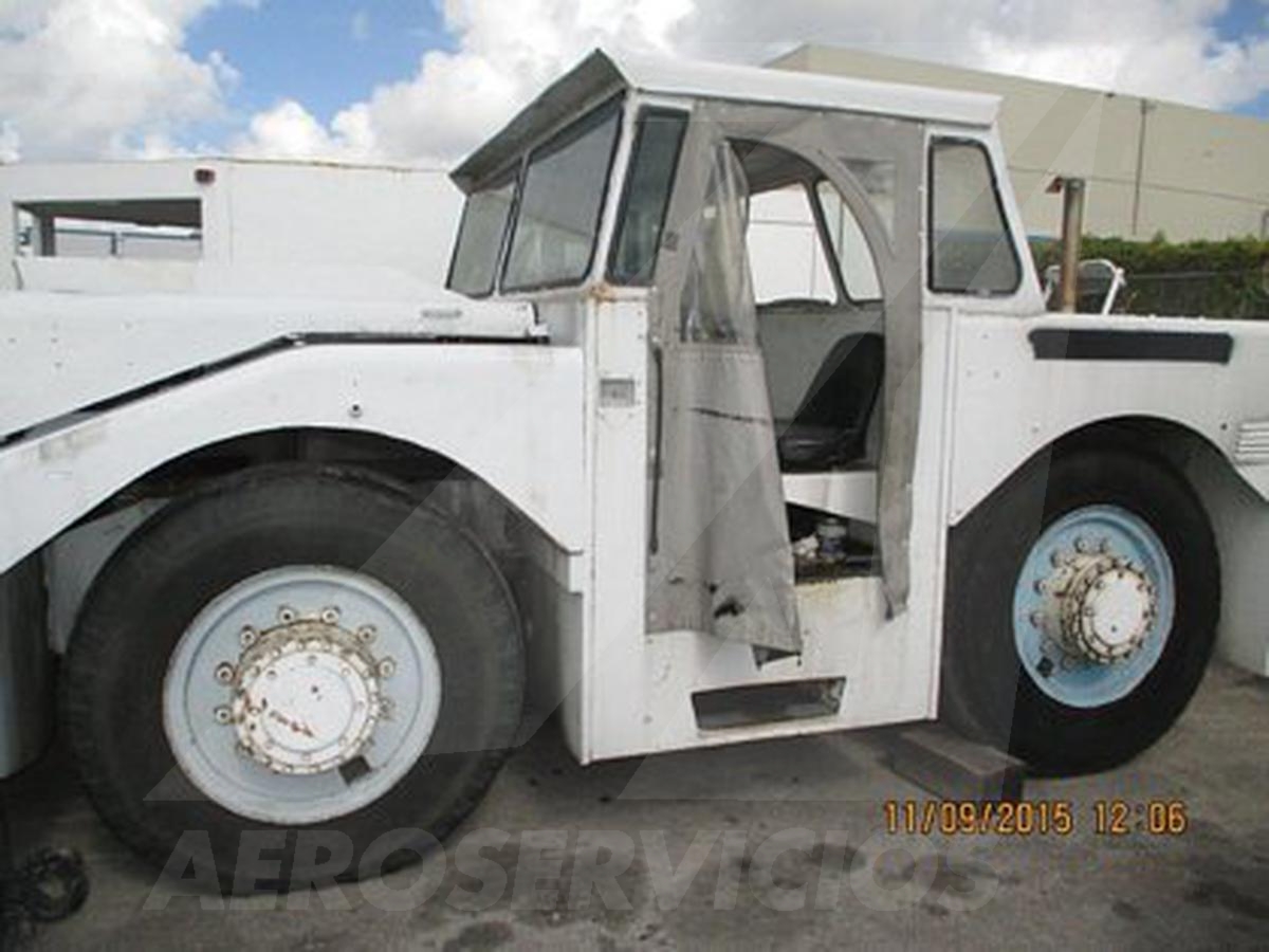 Push Back Tractor Hough-Paymover T-225 SL