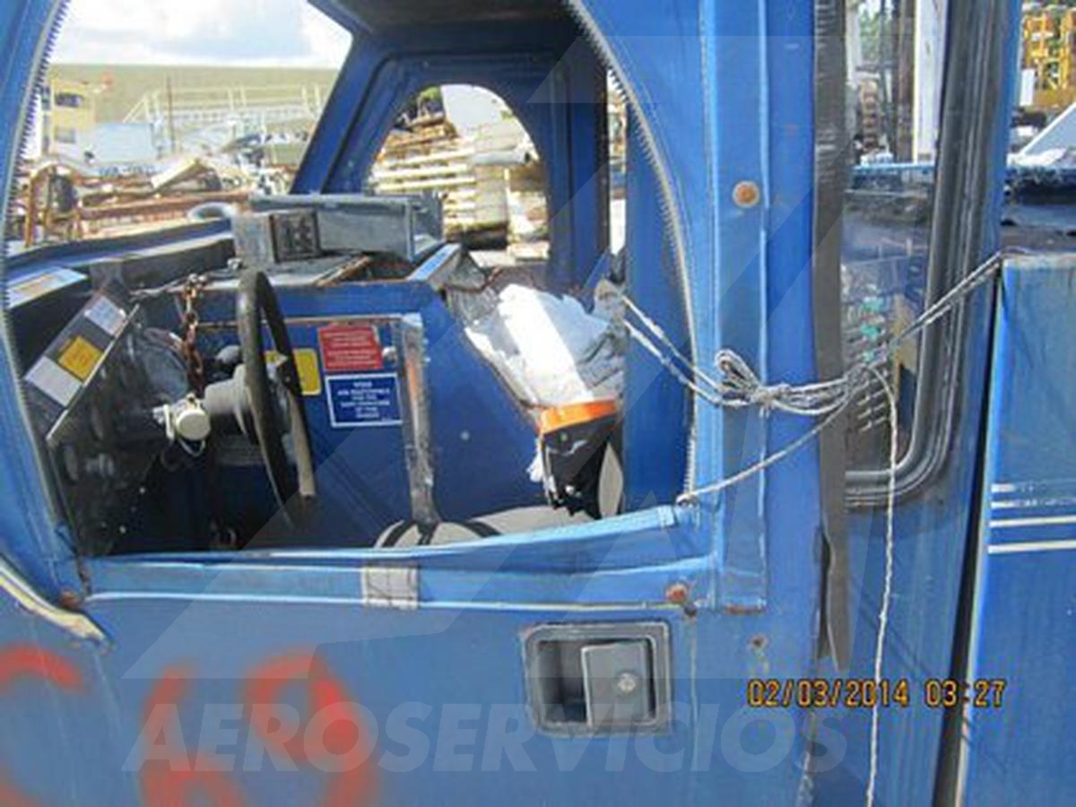 1998 Lift-A-Loft APV- LAV