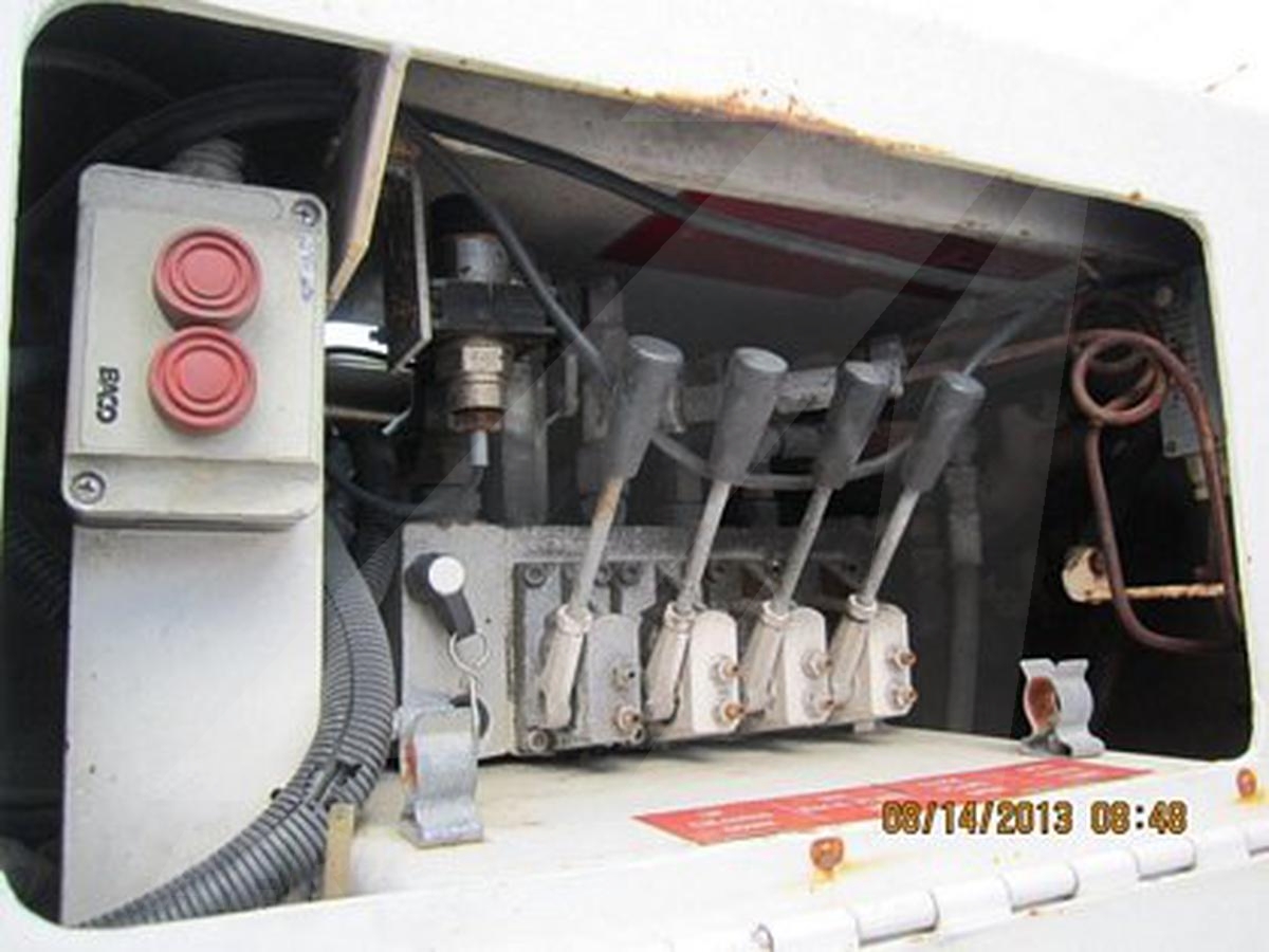 Towbarless Push Back Tractor TLD TPX-200