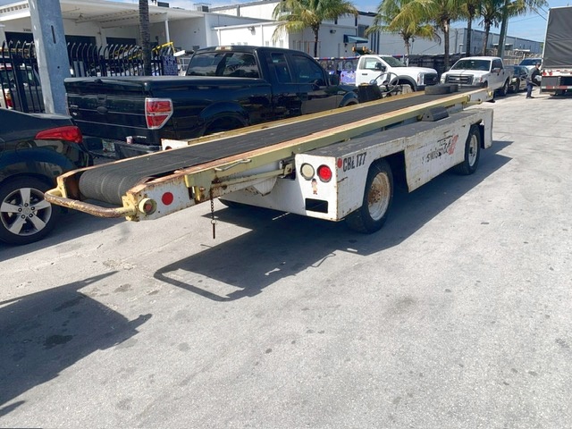 Belt Loader Tug 660