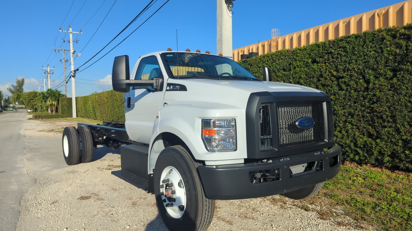 Truck Chassis Ford F-750 2026