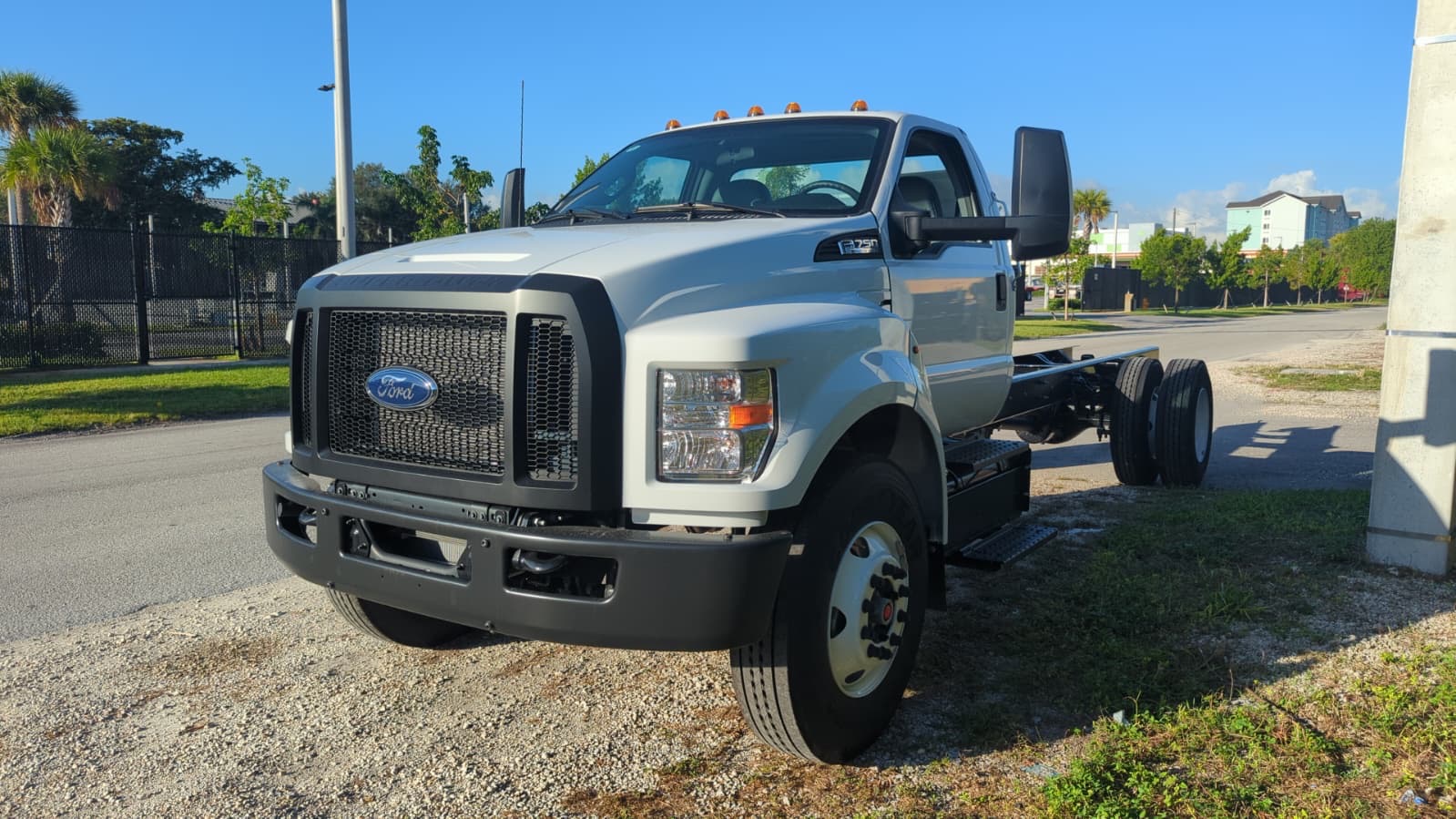 Truck Chassis Ford F-750 2026