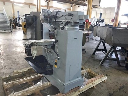 1050 Knee Mill Machine