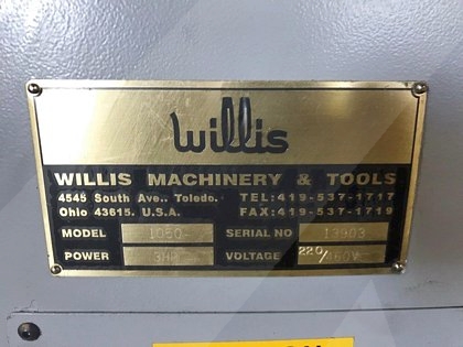 1050 Knee Mill Machine