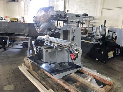 1050 Knee Mill Machine