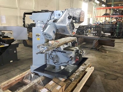 1050 Knee Mill Machine