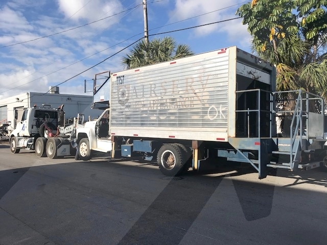 Cabin Service Truck Ford/Hi Way-F-600