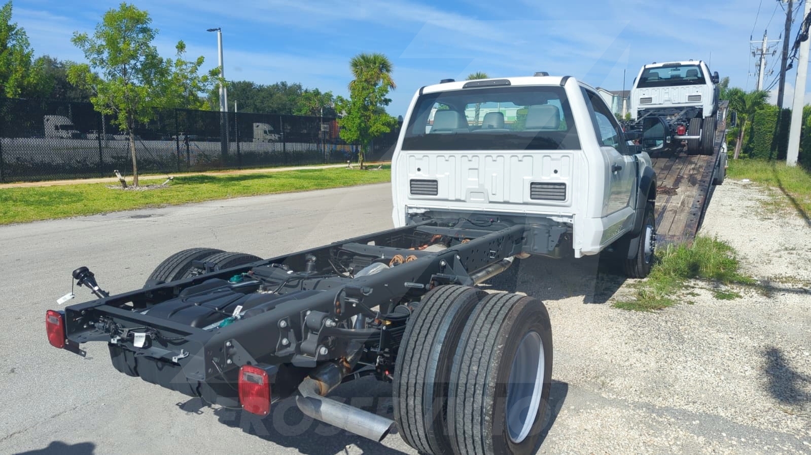 Truck Chassis Ford F-600