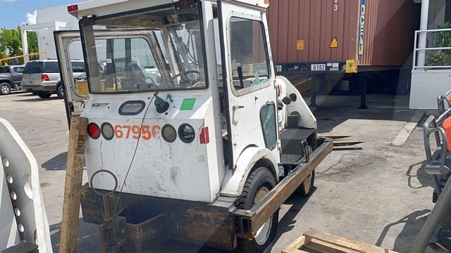 Baggage Tractor Tug MA-50 CAB