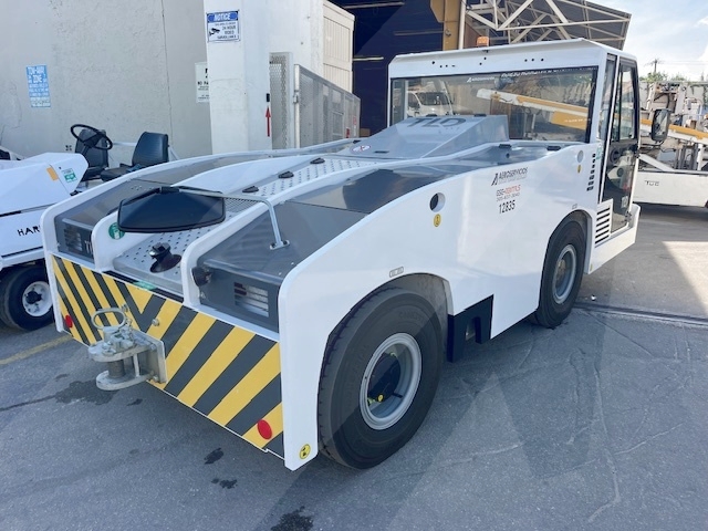 Push Back Tractor TLD TMX-150-15 Tier 4F