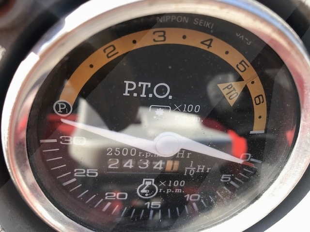 Baggage Tractor Massey Ferguson MF-1030