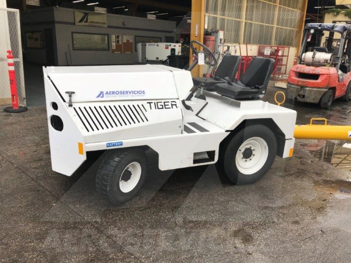 Baggage Tractor TIG-40