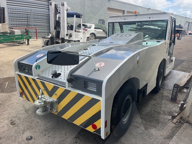 Push Back Tractor TLD TMX-150-9 Tier 4F