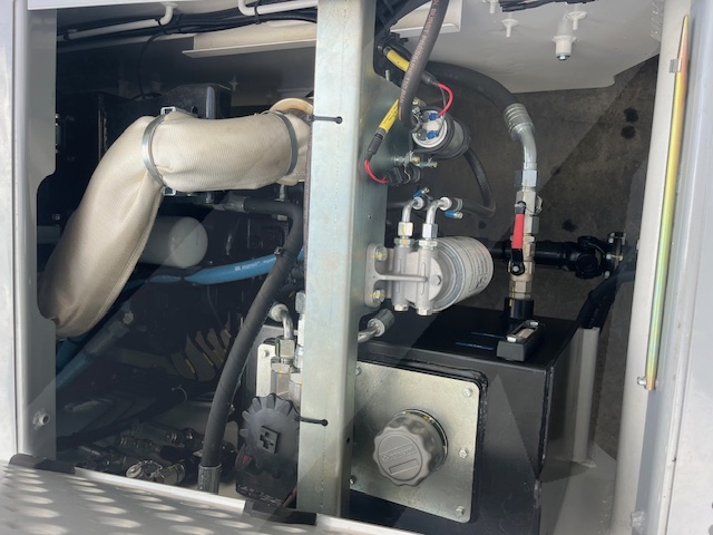 Push Back Tractor TLD TMX-150-9 Tier 4F