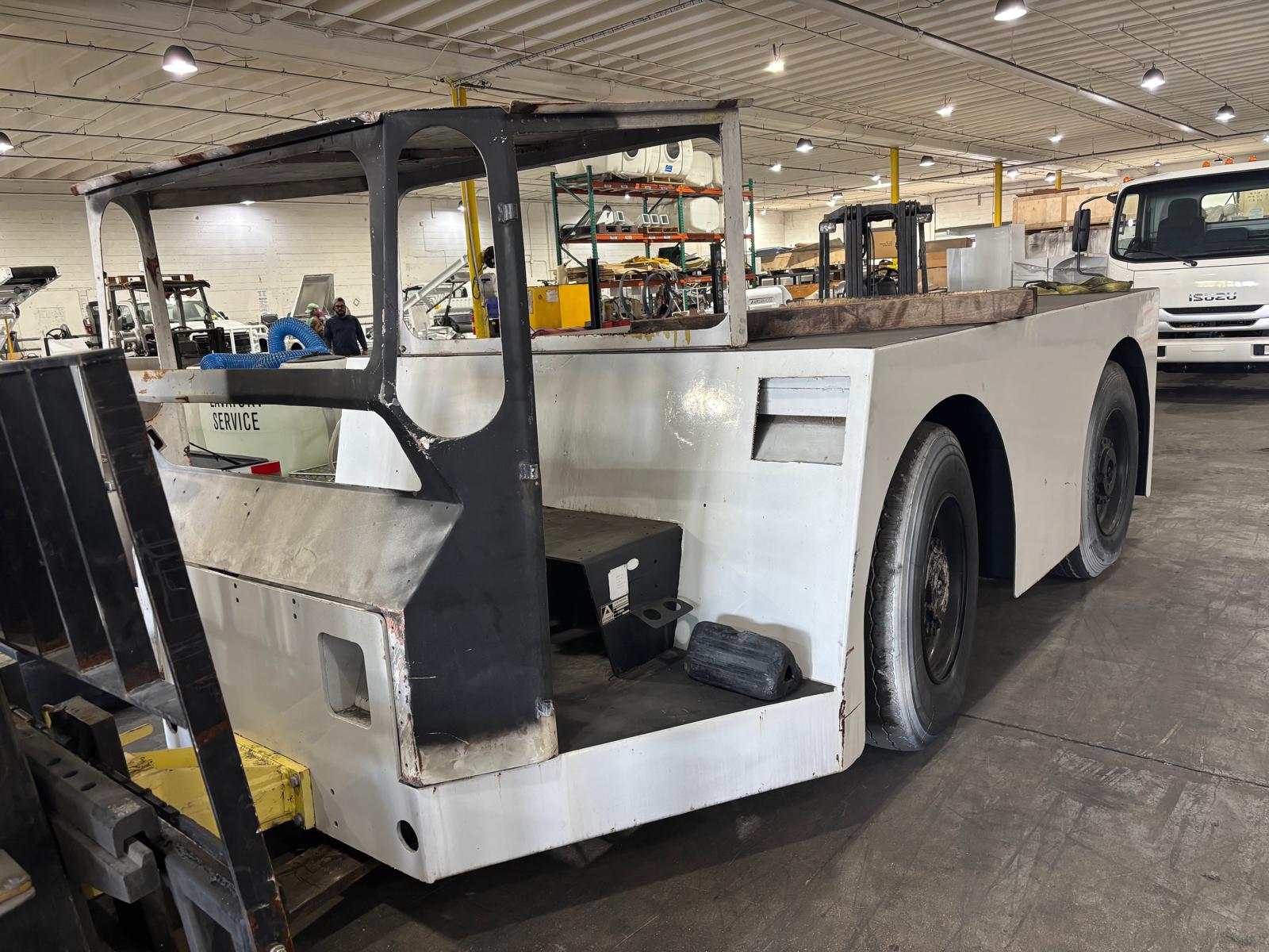 Push Back Tractor B-320