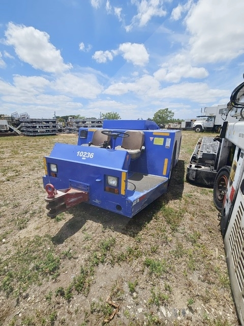 Push Back Tractor FMC B350E