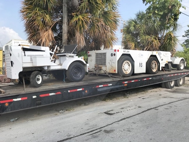 Push Back Tractor S&S GT-1628