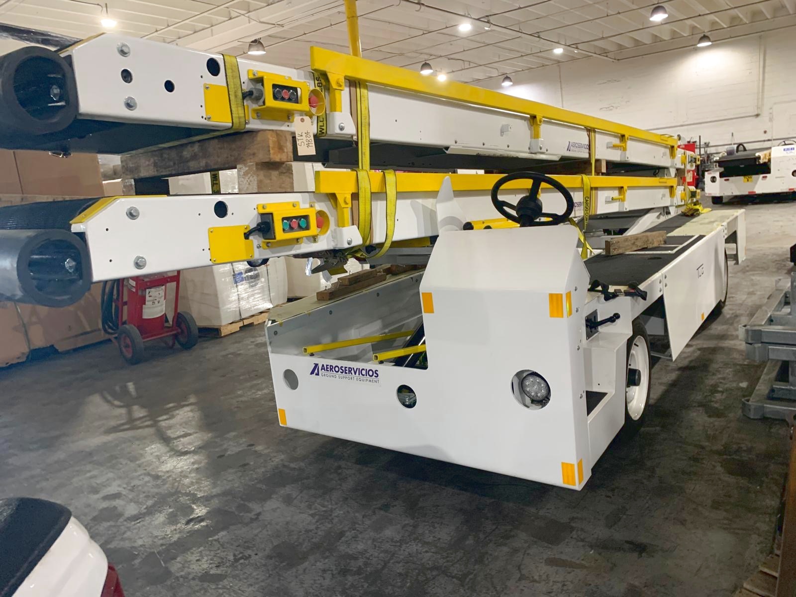 Belt Loader Tug 660