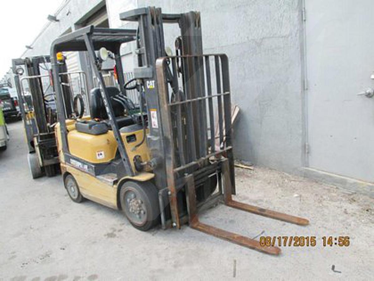 2003 Caterpillar GC20K