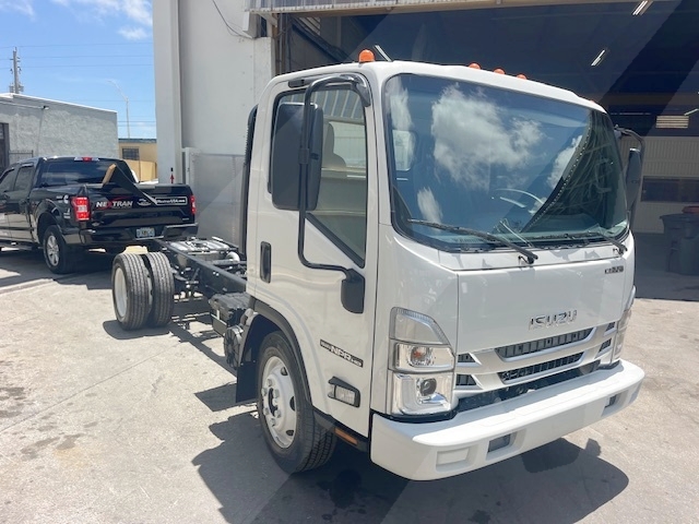 Truck Chassis Isuzu NPR- Gasoline