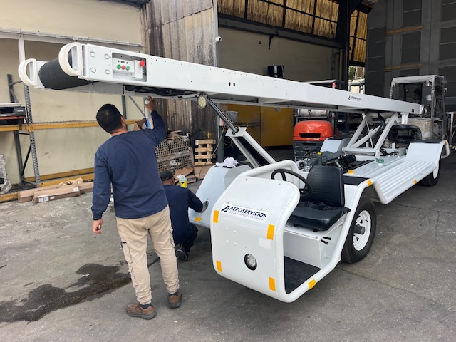 Belt Loader Wollard TC-888