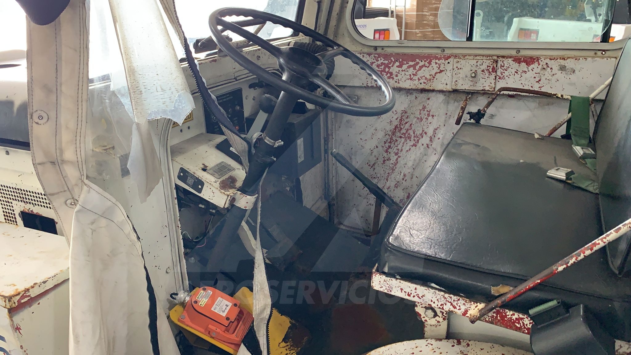 Baggage Tractor Tug MA-30/40 Cab