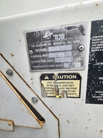 Belt Loader Tug 660E