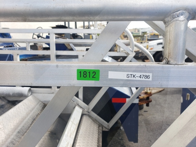 Towable Passenger Stair AS ST-220