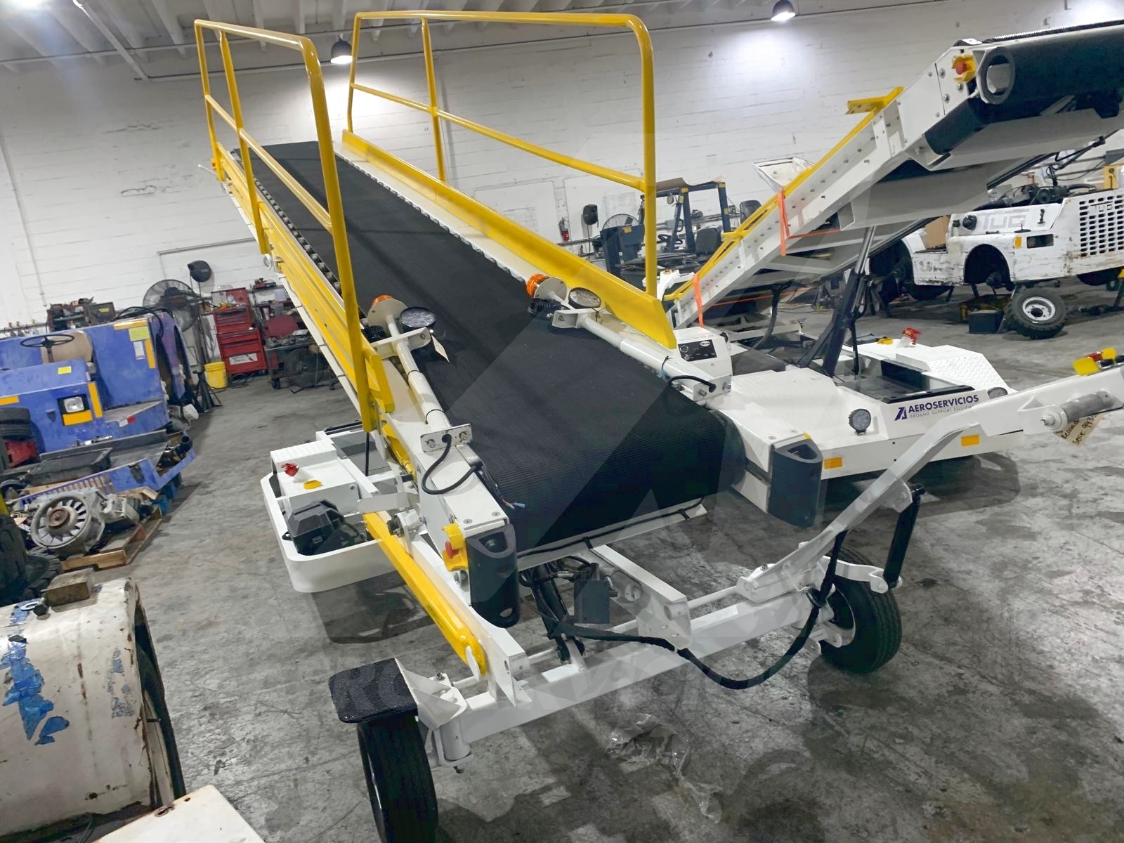 Towable Belt Loader Wasp A01771D-3179