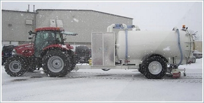NexGen-T-2800 Mobile De-Icing Fluid Collection Unit with Tractor
