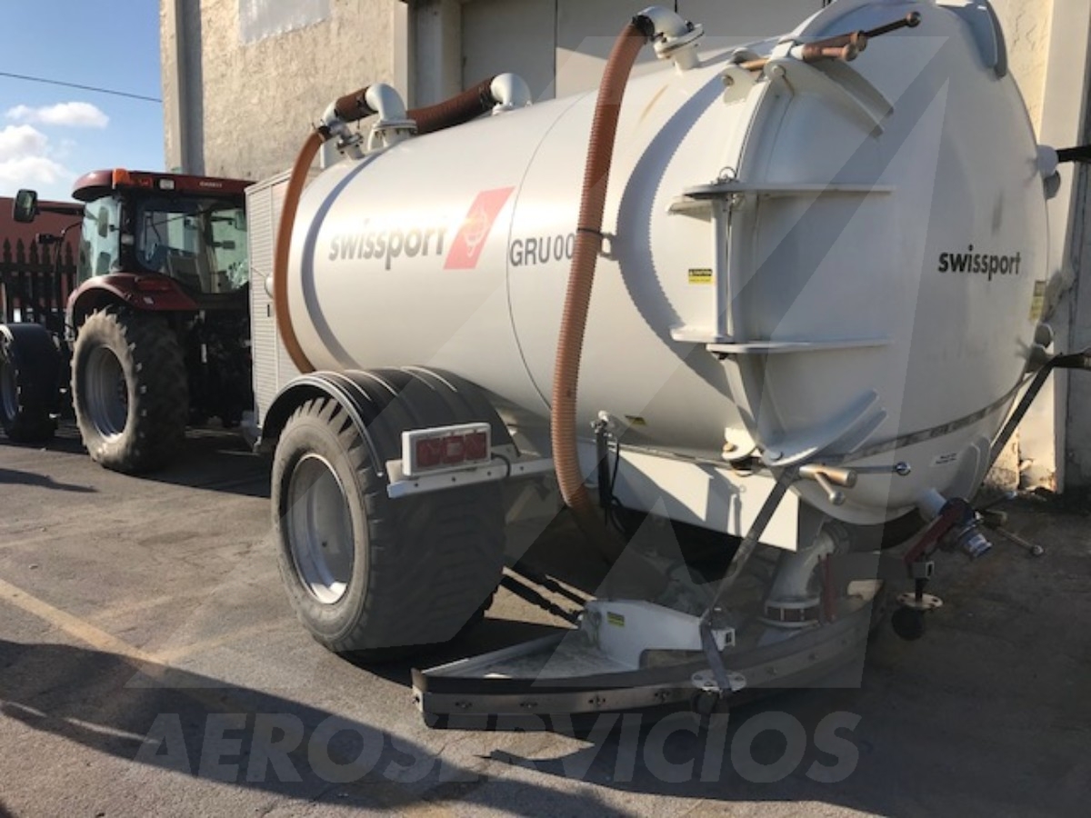 NexGen-T-2800 Mobile De-Icing Fluid Collection Unit with Tractor