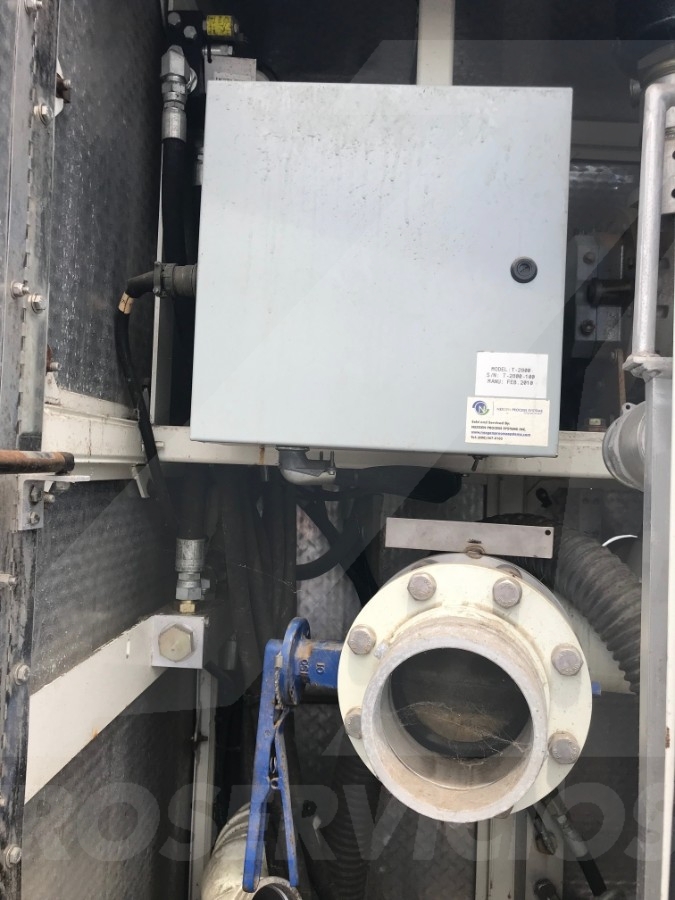 NexGen-T-2800 Mobile De-Icing Fluid Collection Unit with Tractor