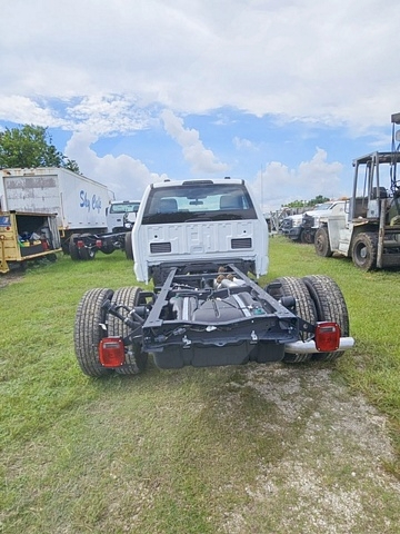 Truck Chassis Ford F-350 XL SD 2024