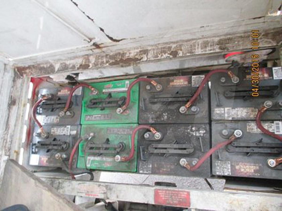 2004 Taylor-Dunn B2-48-TT