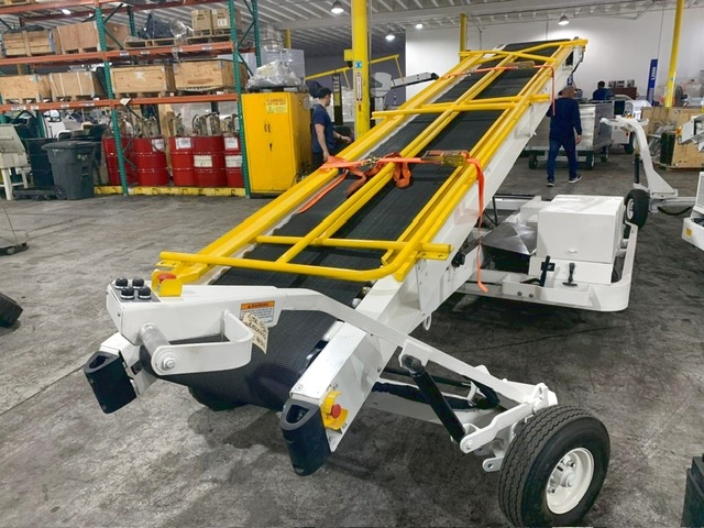 Towable Belt Loader Wasp A01771D-3179