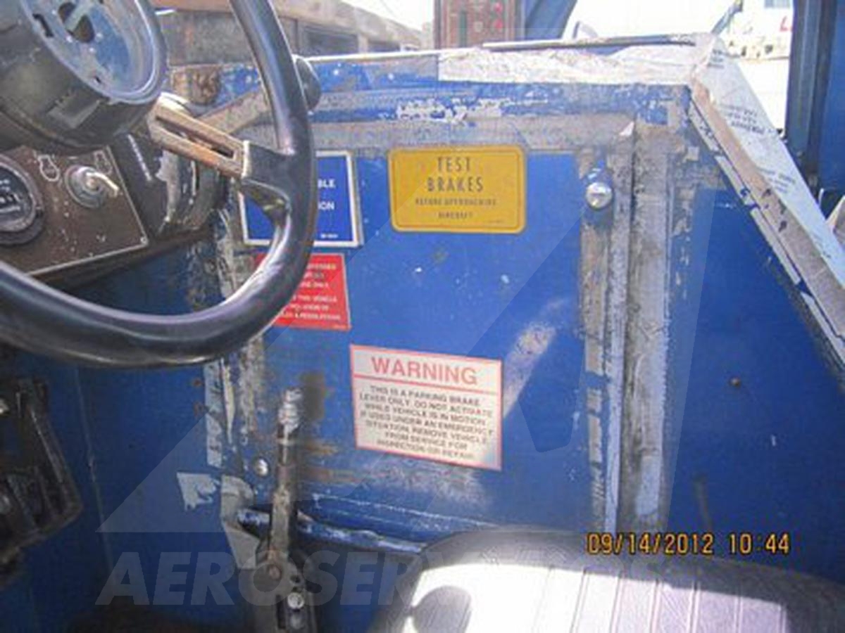 1998 Lift-A-Loft APV- LAV